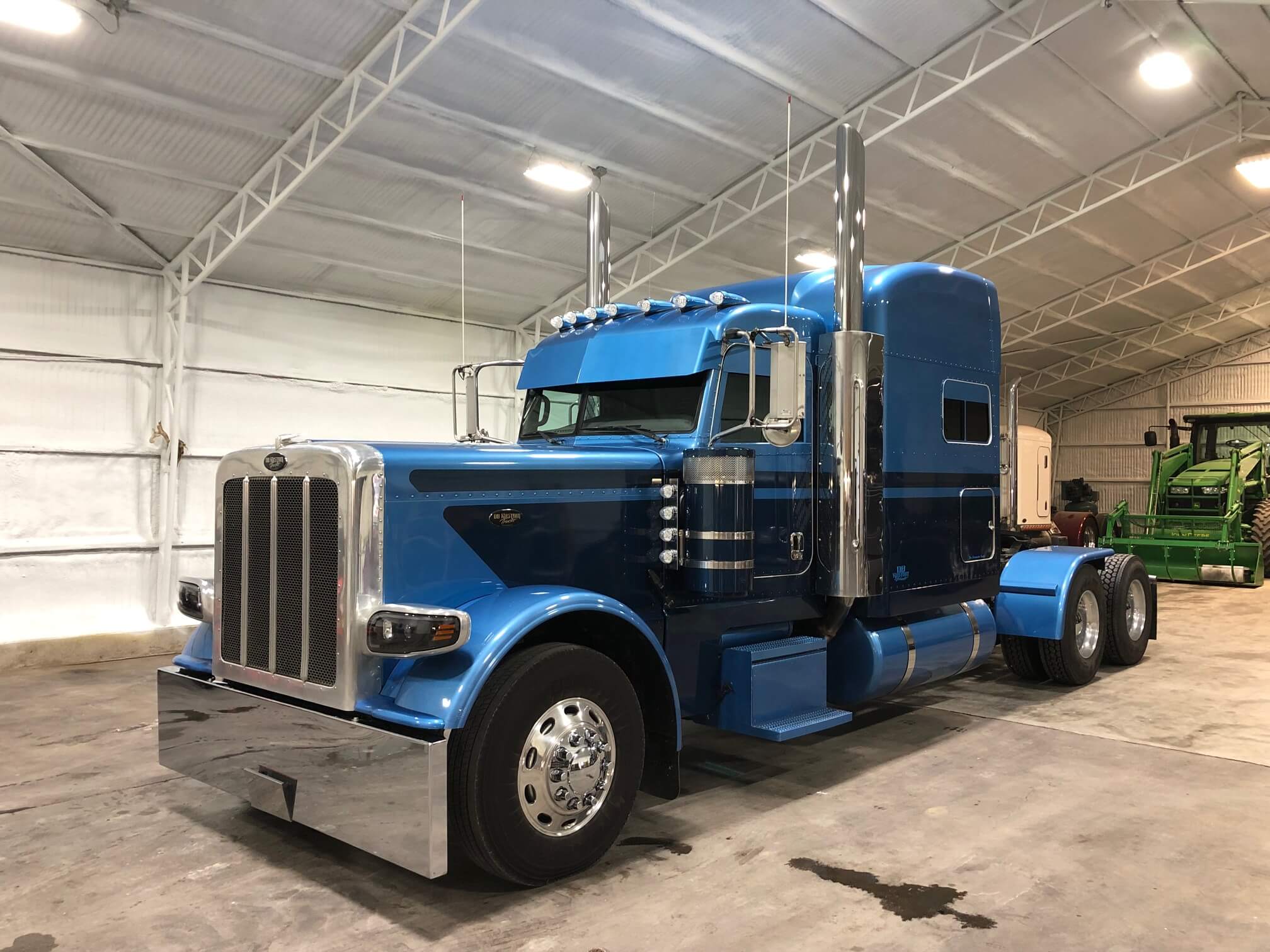 Blue DB Kustom Truck